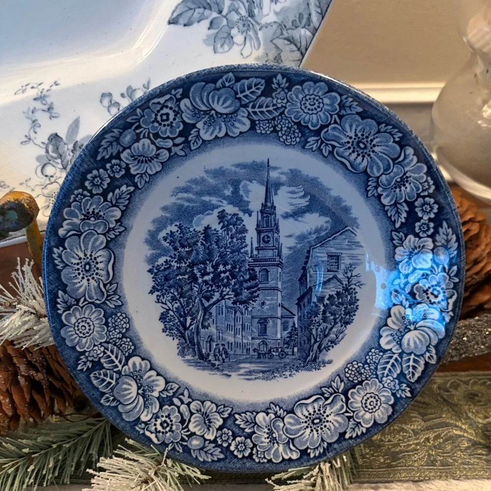 Liberty Blue and White Tea Set Made in England - Picture 7 of 9